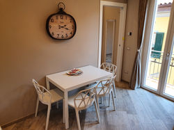 E4F389CB-F828-4F79-AE8C-84491332DC81