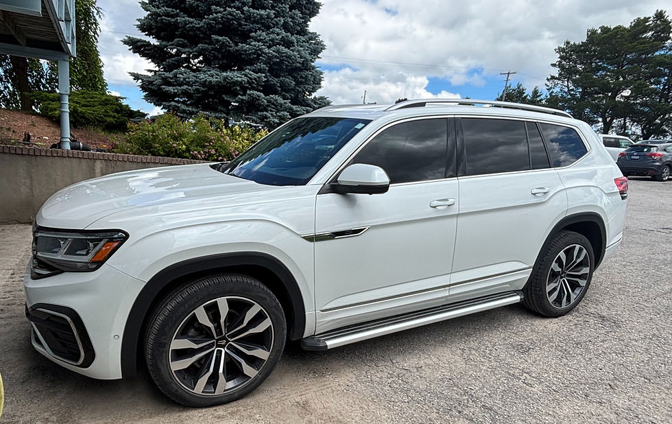 Thumbnail: 2022 Volkswagen Atlas Execline R-Line