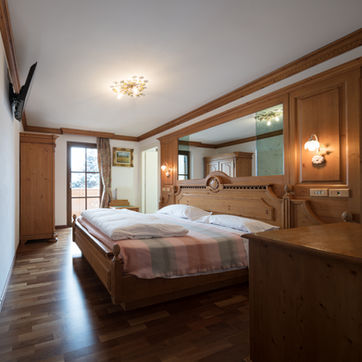 221227 Hotel Millenium -24.jpg