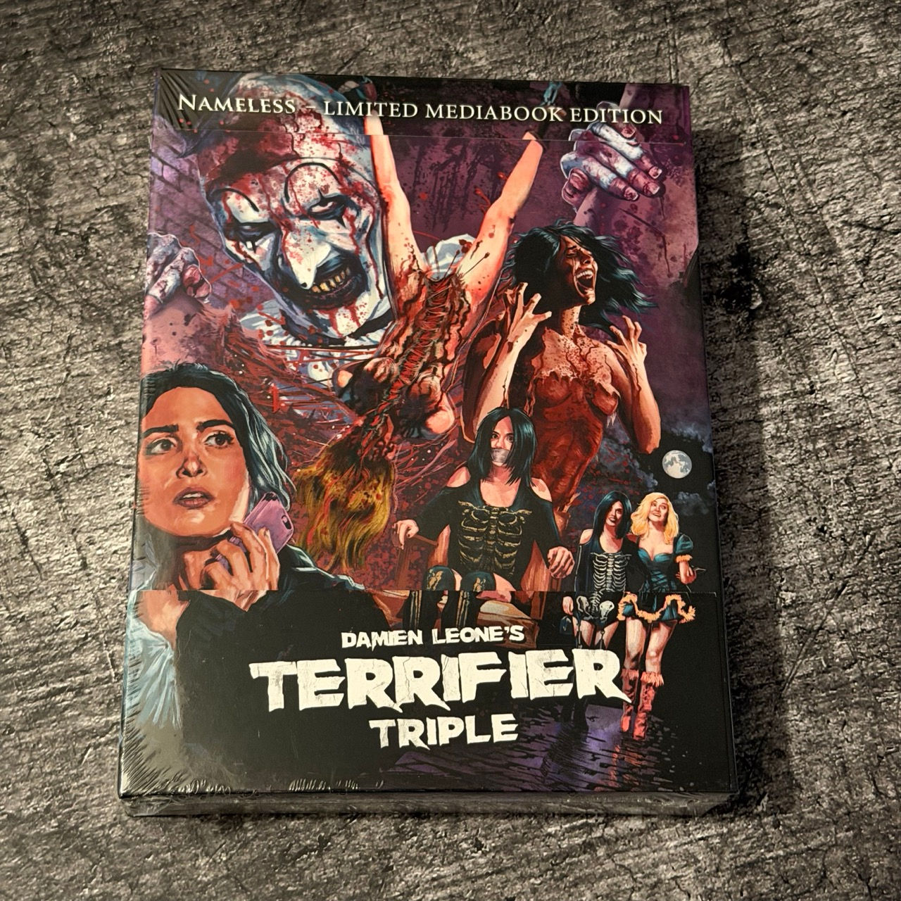 Terrifier Triple – Limited Big Book Nr. 0022/1000 (4K/Blu-ray/DVD)