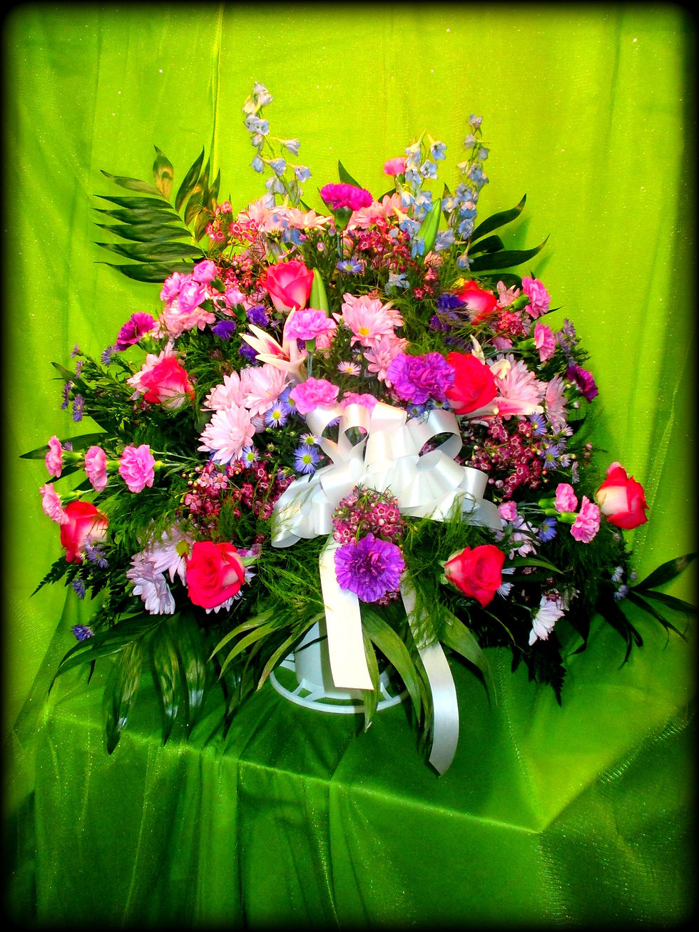 Funeral Basket 04 (call for pricing details)