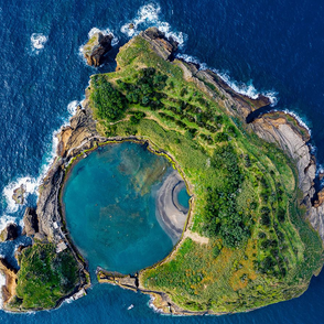 Island Hopping: Exploring Archipelagos and Their Unique Charms