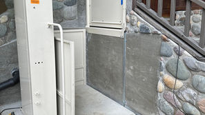wheelchair lift
outdoor stairlifts
wheelchair ramp
stairlift
stair lift
accessible ramp
clothes rail
banisters
wheelchair access
stairway
rest room
rental condo
stairwells
stairwell
western-style toilets
stairs
staircases
handrails
hand rail
staircases
