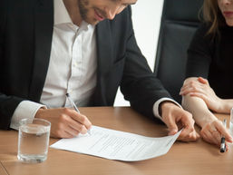 ELABORAÇÃO E ANÁLISE DE CONTRATOS DE PARCERIA: Assegurando a Proteção dos Interesses Empresariais