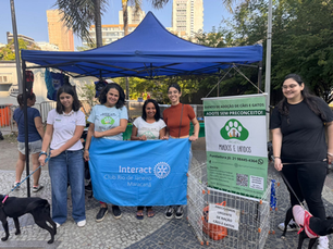 Ação de Adoção Responsável leva amor e solidariedade à Praça Antero de Quental