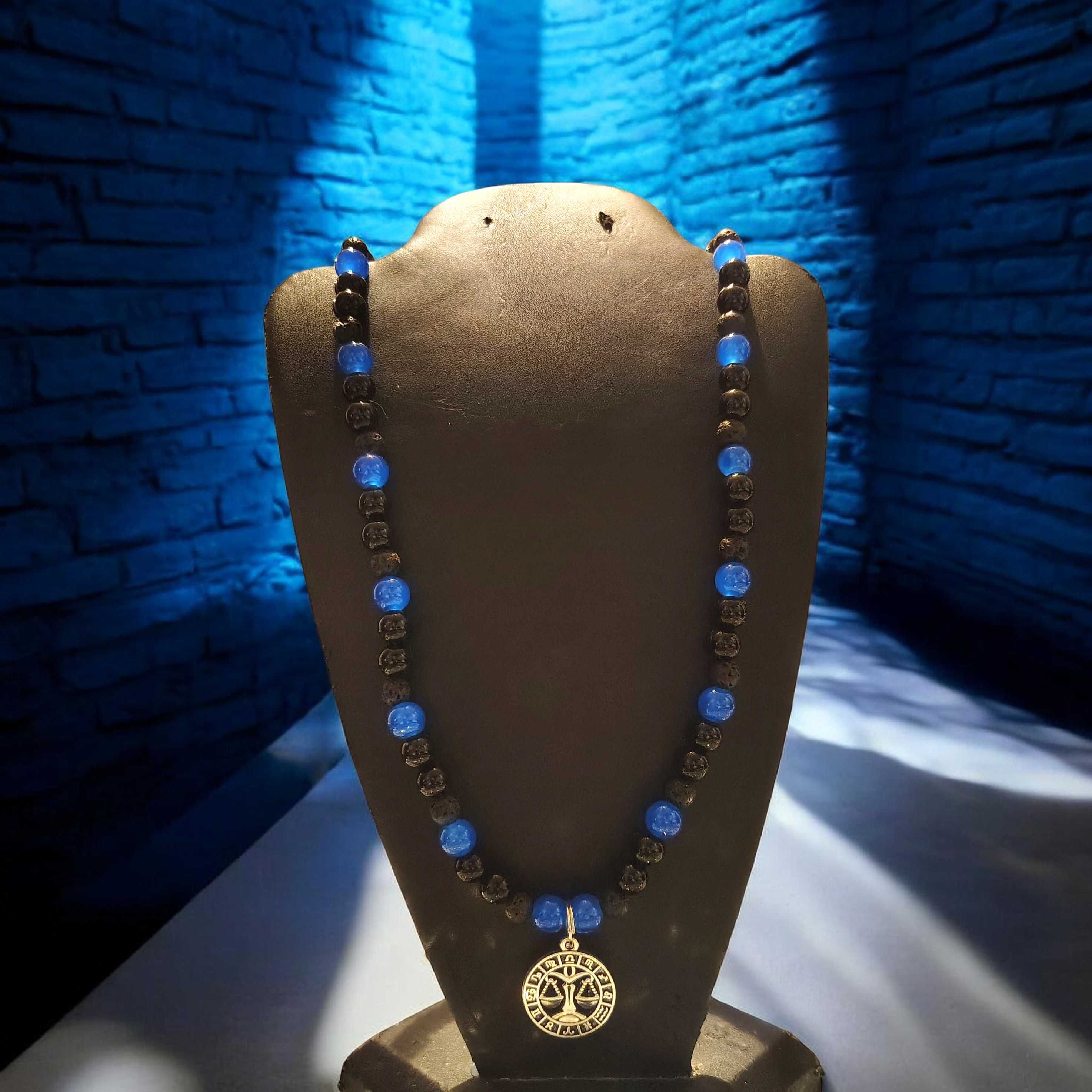 Libra Black w/ Sapphire