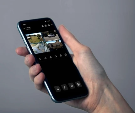 Kraftfuldt 4K-sikkerhedssæt med næste generations Wi-Fi 6 Kraftfuldt 4K-sikkerhedssæt med næste generations Wi-Fi 6