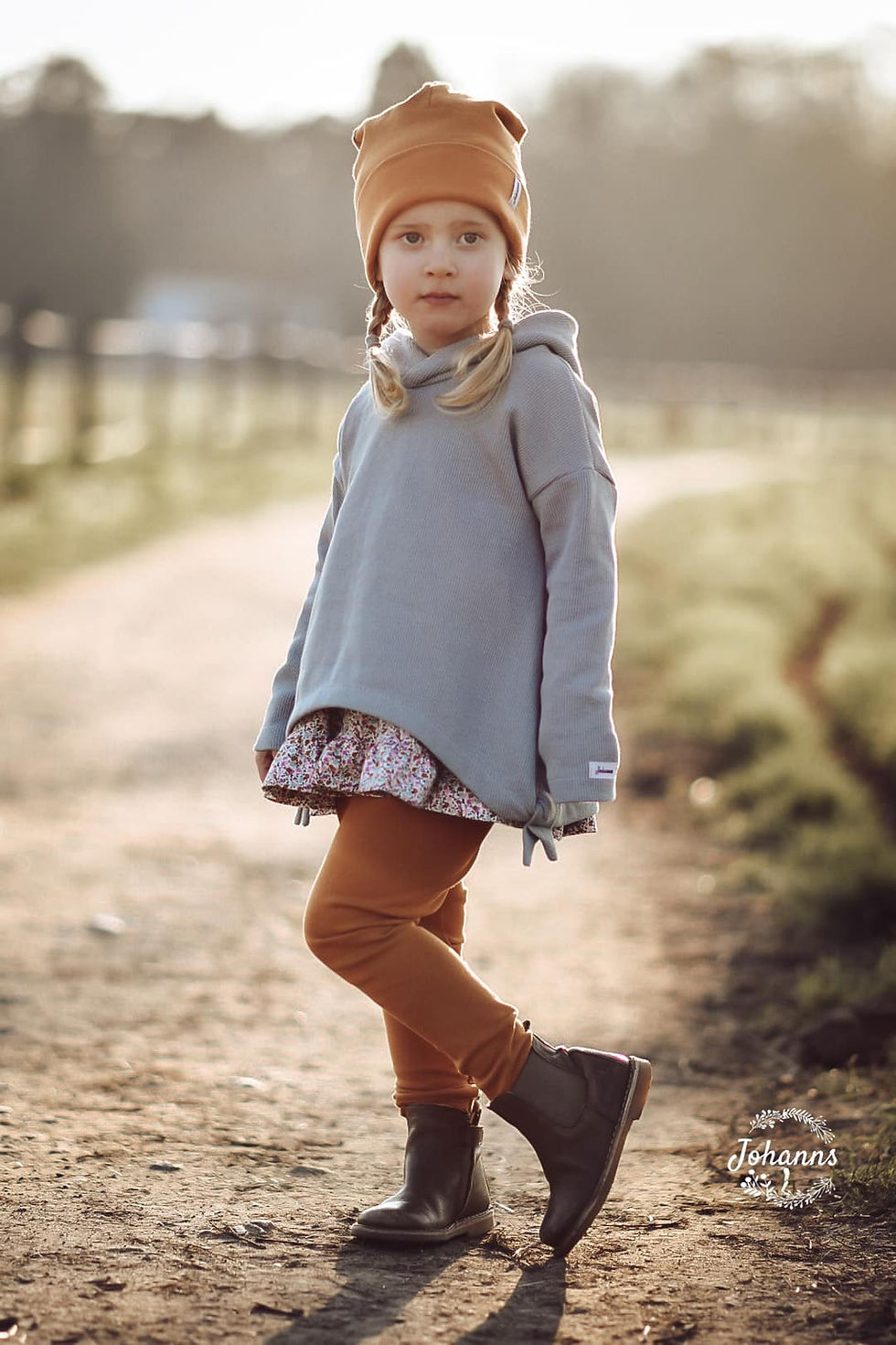 Miniaturbild: Das Le-Ding -Leggings und Schlaghosen-Schnittmuster Gr. 50-164