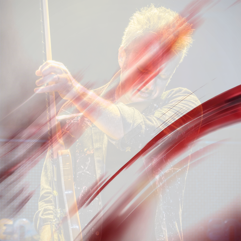 Simon Mcbride / Guitarist / Vocalist