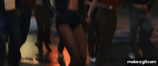 Miley.gif