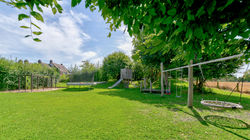 Der grosszügige Allgemein-Spielplatz