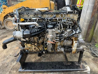 DD15 Engine Assembly