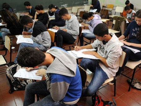 RN institui programa de combate à violência contra pessoas LGBTQIAPN+ nas escolas