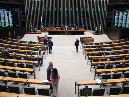 Câmara aprova farmácias dentro de supermercados e texto vai à sanção