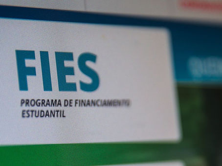Lei que permite renegociação de dívidas do Fies é sancionada