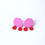Thumbnail: Boucles d’oreilles pendantes rose et rouge Monali Kadisha