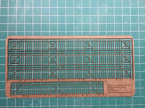 O scale fence outlet