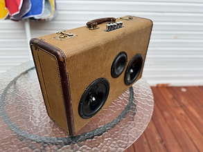 vintage speaker box