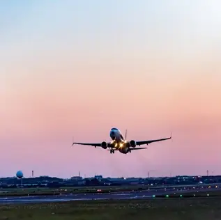 Toronto Airport Limo Car Service: Seamless Transitions in the City
