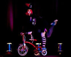 432296_10150597330284057_1563185601_n