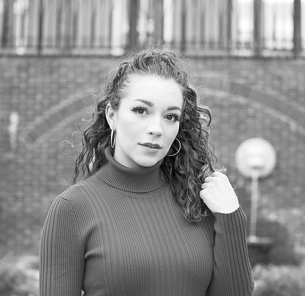 kailee Montes Webite photo_edited.jpg