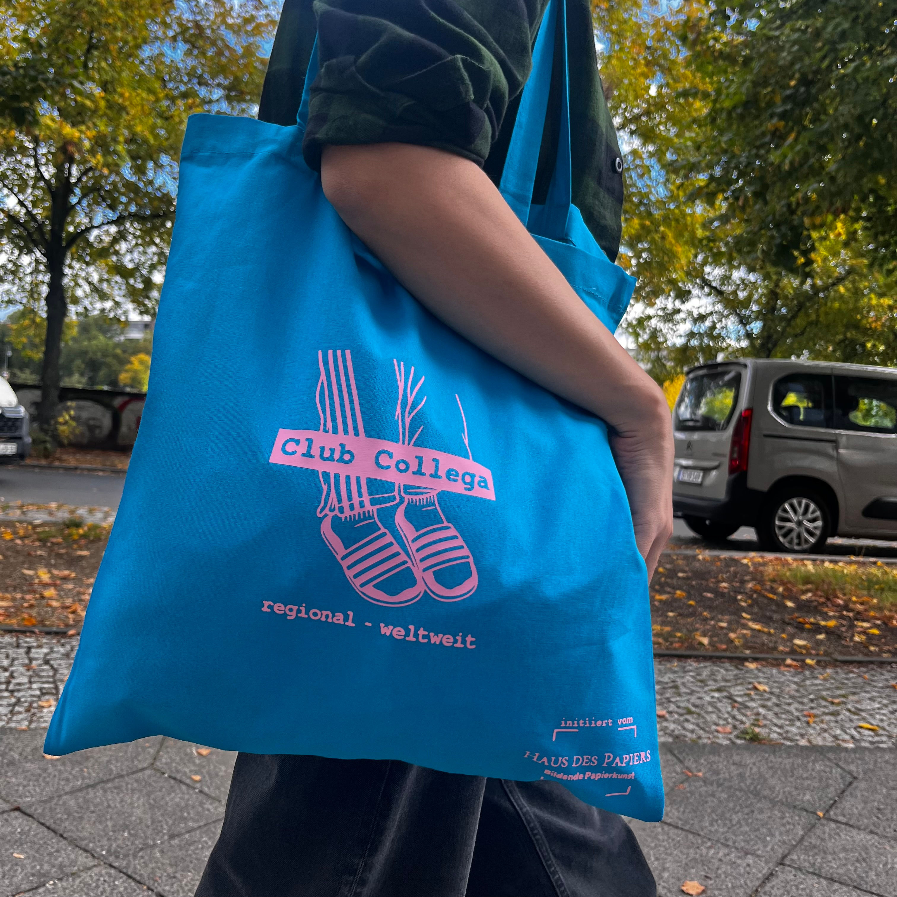 Club Collega Tote Bag – Sandaletten – Hellblau/Rosa