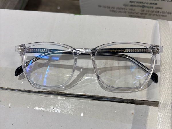 Lunette transparente