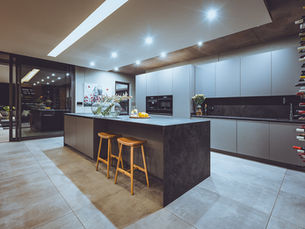 8687 - Eighty Six Eighty Seven - Estate Kameeldoring Kitchen 01.jpg