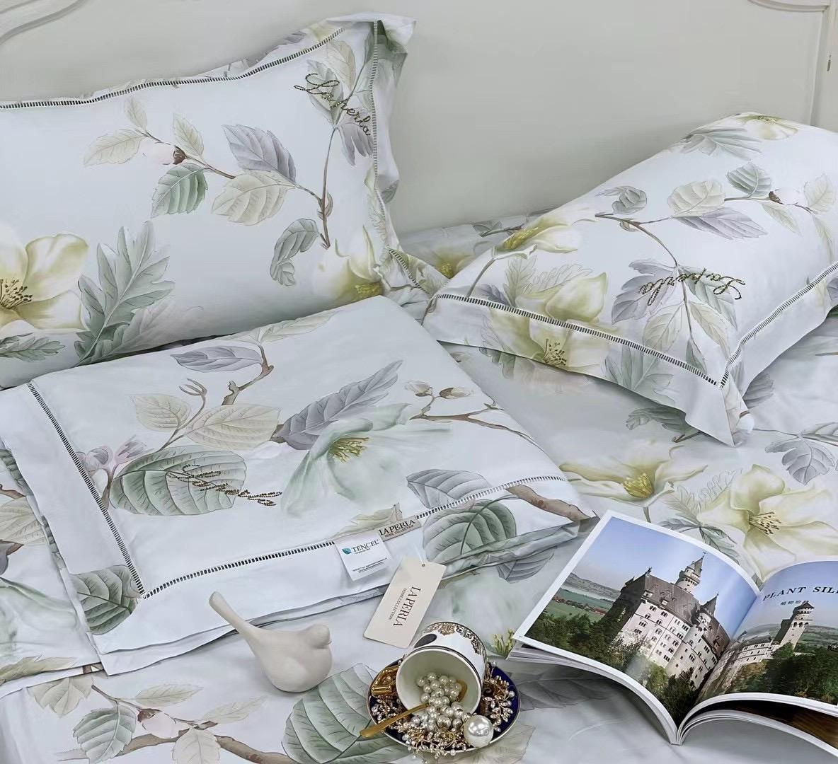 КПБ LaPerla Home Collection с легким одеялом