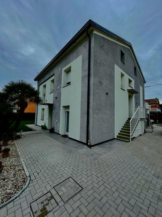 pitture totali Suzzara - lavori 2023