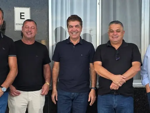 Ao lado de Clésio Salvaro, João Rodrigues inicia roteiro por Santa Catarina