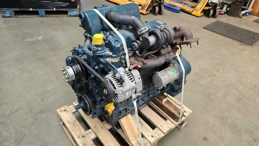 Motor Kubota V2403-T - 36-44 kW/2600 rpm - pt. Bobcat S150, Kubota M5040