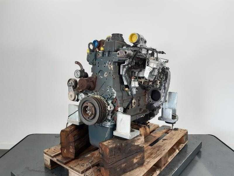 Miniatură: Motor Case 439TA M2 pt. excav. Case WX145 SH verificat diesel 4 cilindri