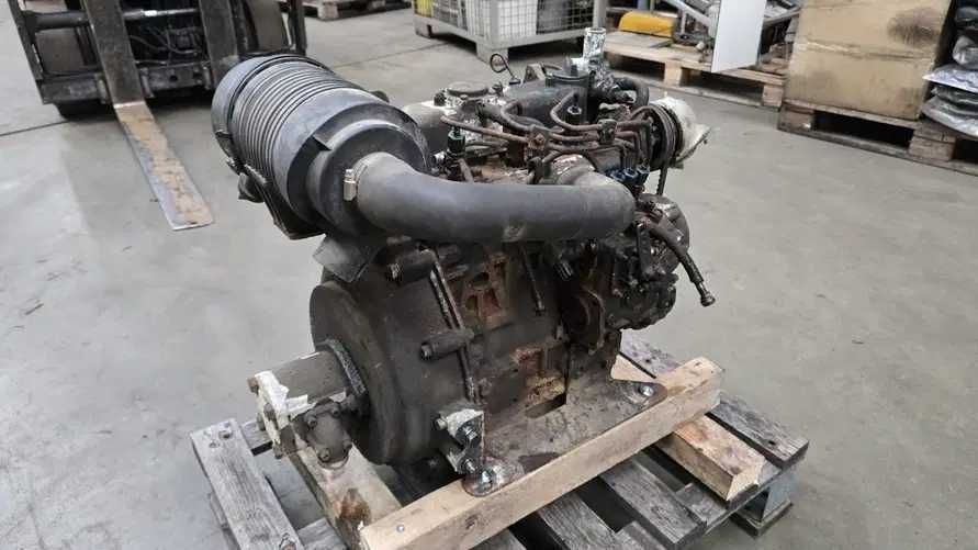 Motor Kubota D1105 - 18.5-24.5 kW/3000 rpm - pt. Bobcat 753, Kubota B2410, Terex