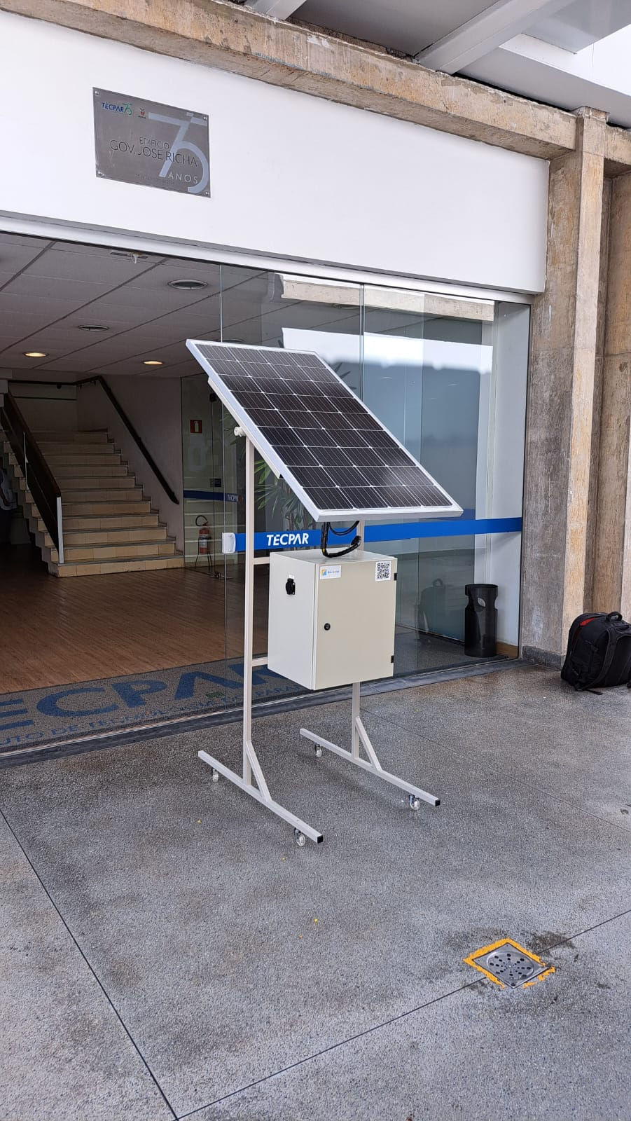 SOLAR OFF-GRID