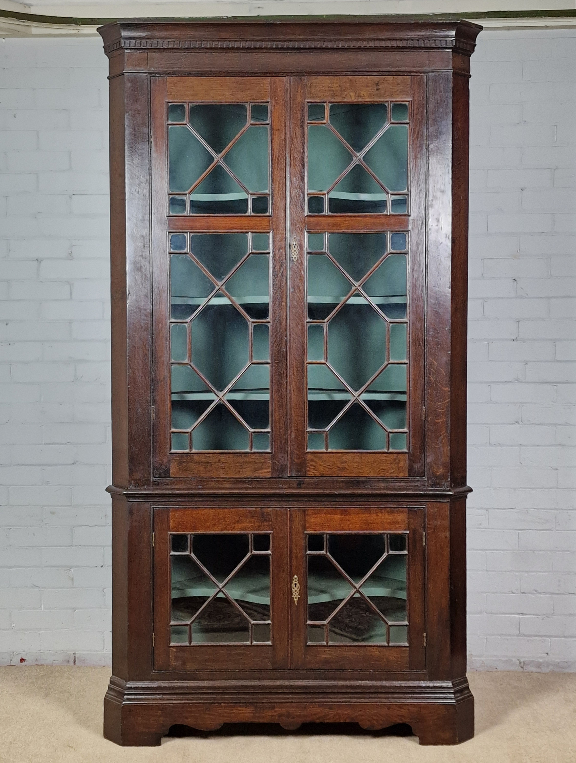 Georgian Oak Corner Cupboard - Circa 1780