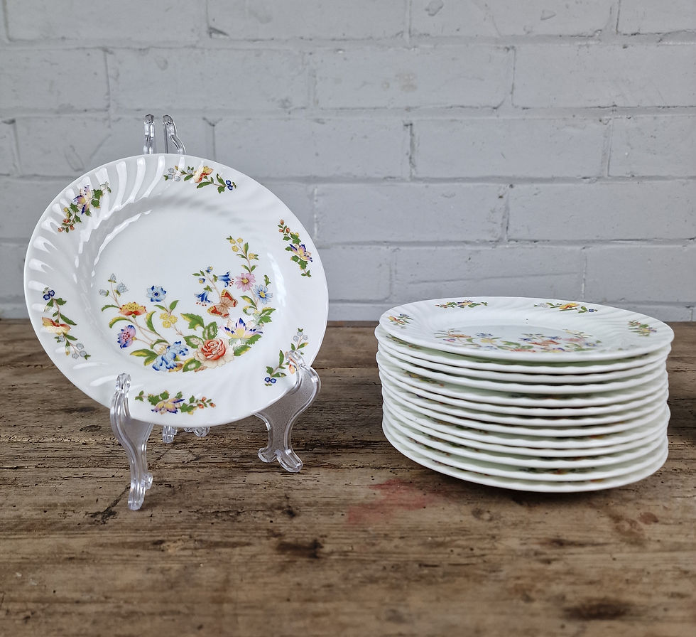 Thumbnail: Aynsley Cottage Garden Dinner Service 124 pieces