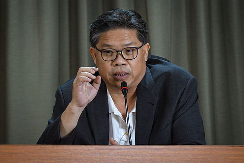 กล่องสีขาว.jpg