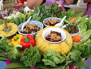 กล่องสีขาว.jpg