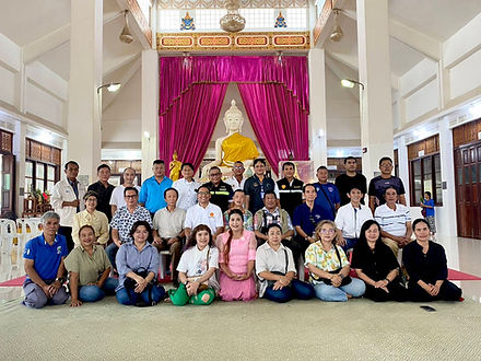 กล่องสีขาว.jpg