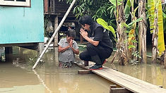 ท้องฟ้าสีฟ้าคราม