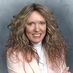 Suzanne Tomlinson.jpg