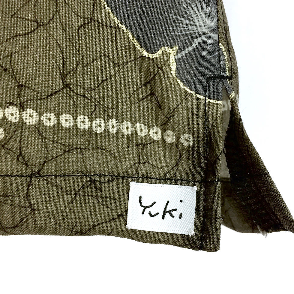 Thumbnail: Men's Hawaiian Shirt made from vintage Kimono / Wool / Summer Wool