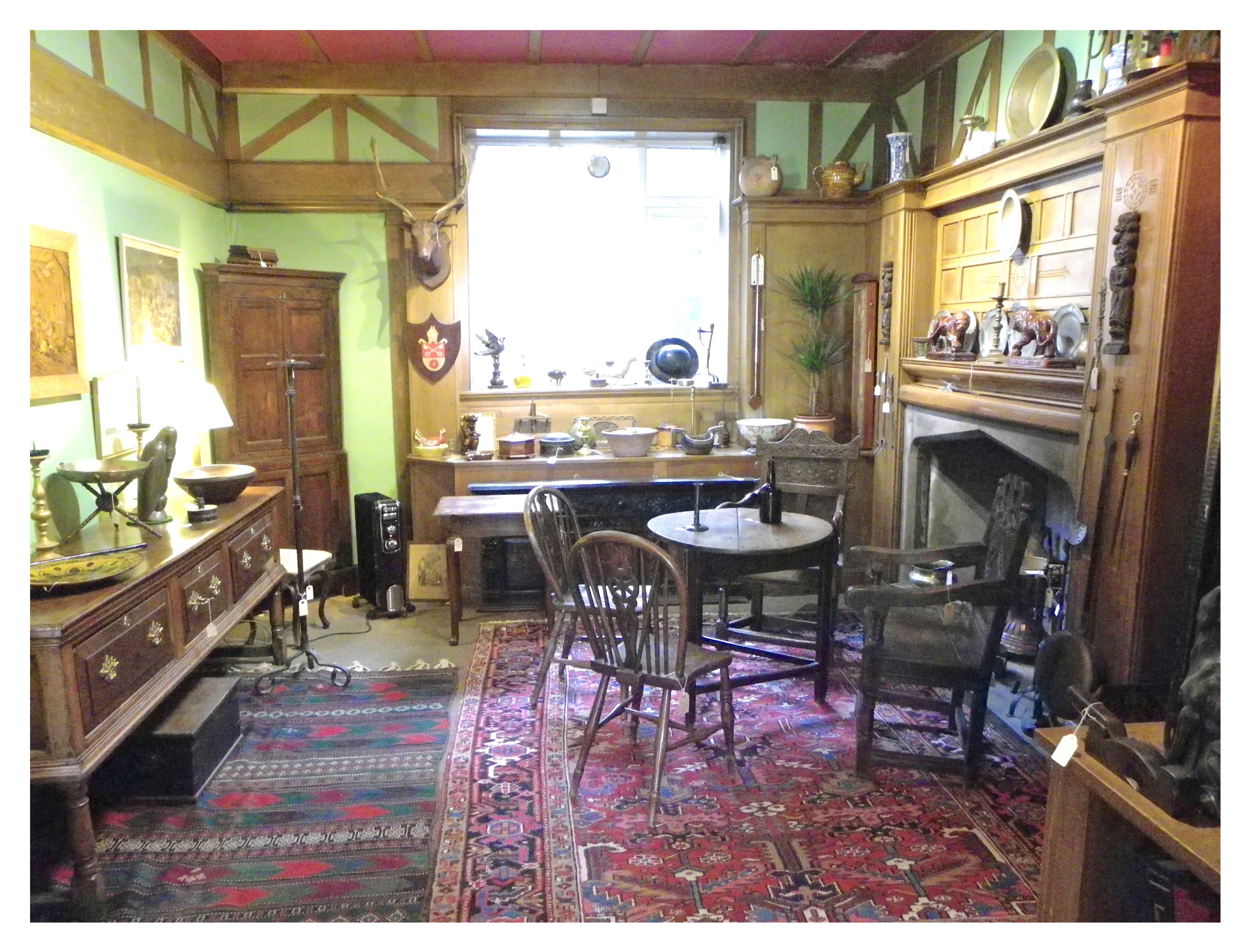 THE OAK ROOM