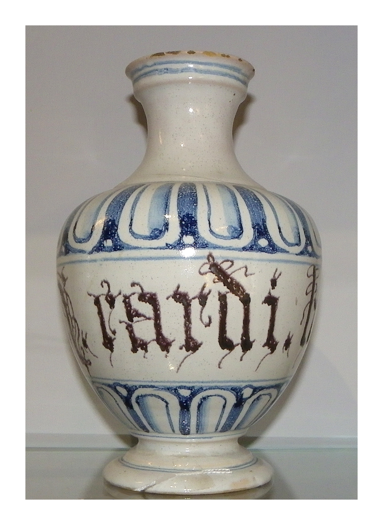 ITALIAN DRUG JAR £425