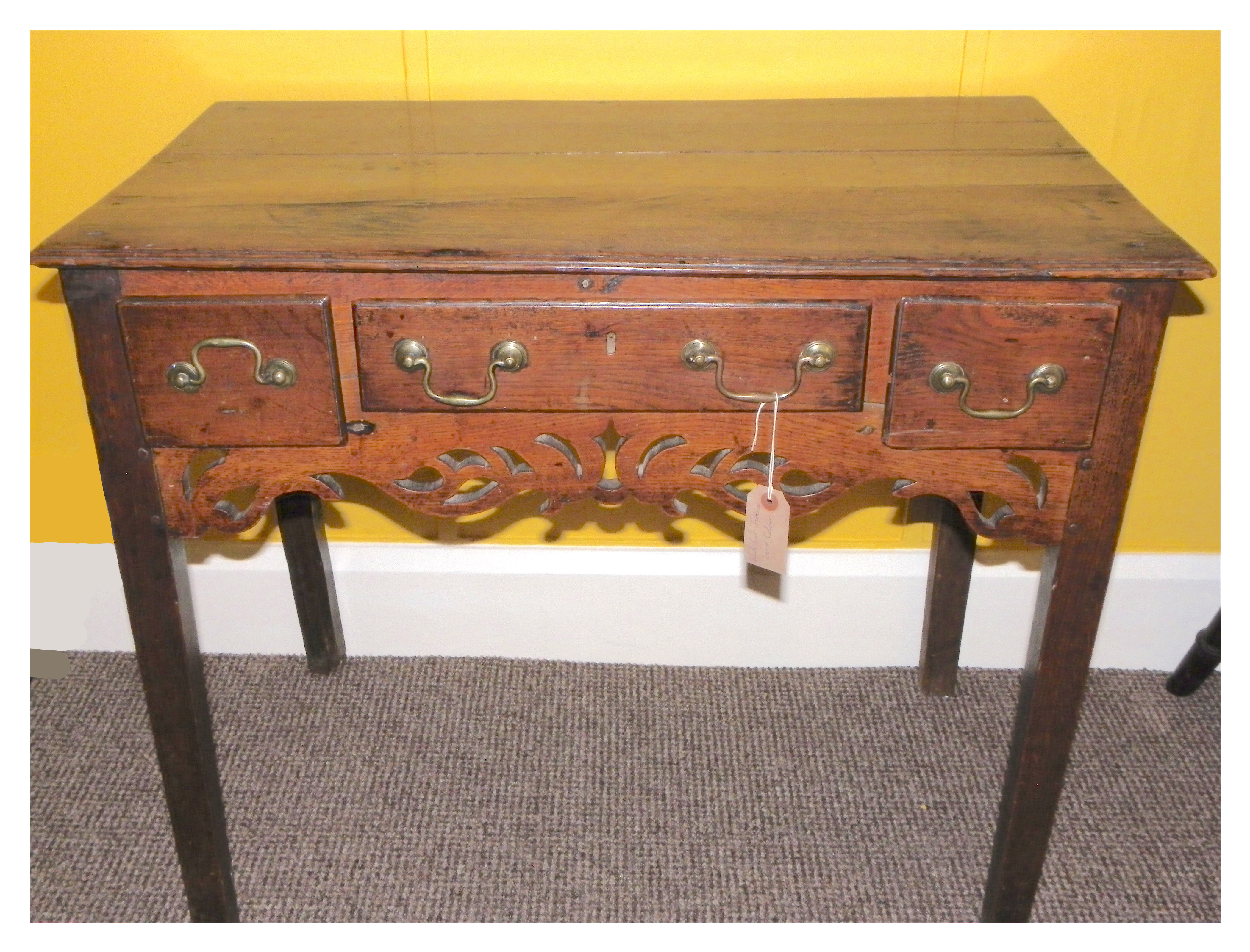 OAK LOWBOY £495