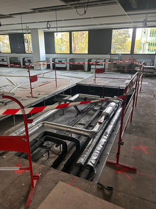 travaux technique sur plateau de bureaux