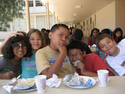 lunch02.jpg