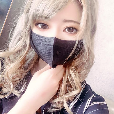 夢世 響 (ゆめせ ひびき)
