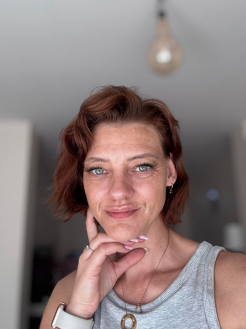 evi.jpg
